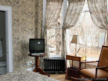 Brambles Inn & Gardens Потсдам Номер фото